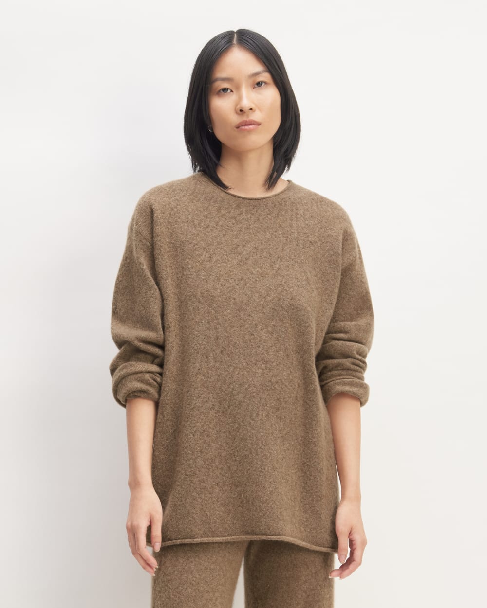 The Cozy-Stretch Crew | Heathered Toasted Coconut