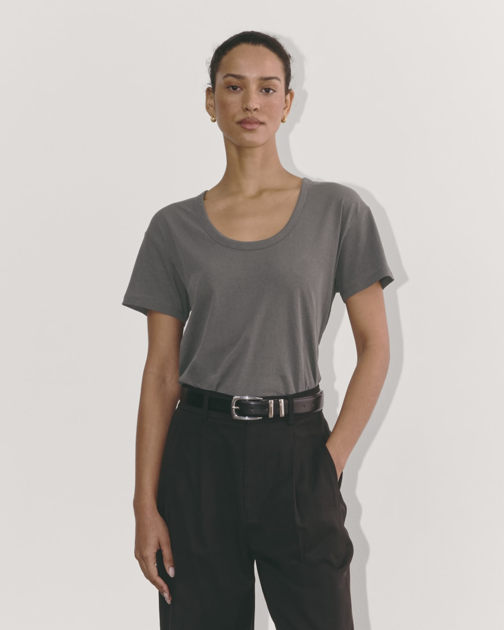 The Air Scoop-Neck Tee | Graphite