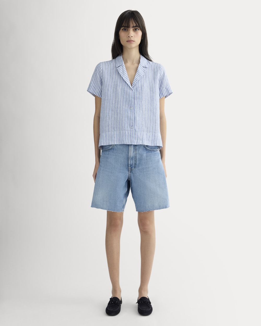 The Notch Shirt in Linen | Bluebell / Bone