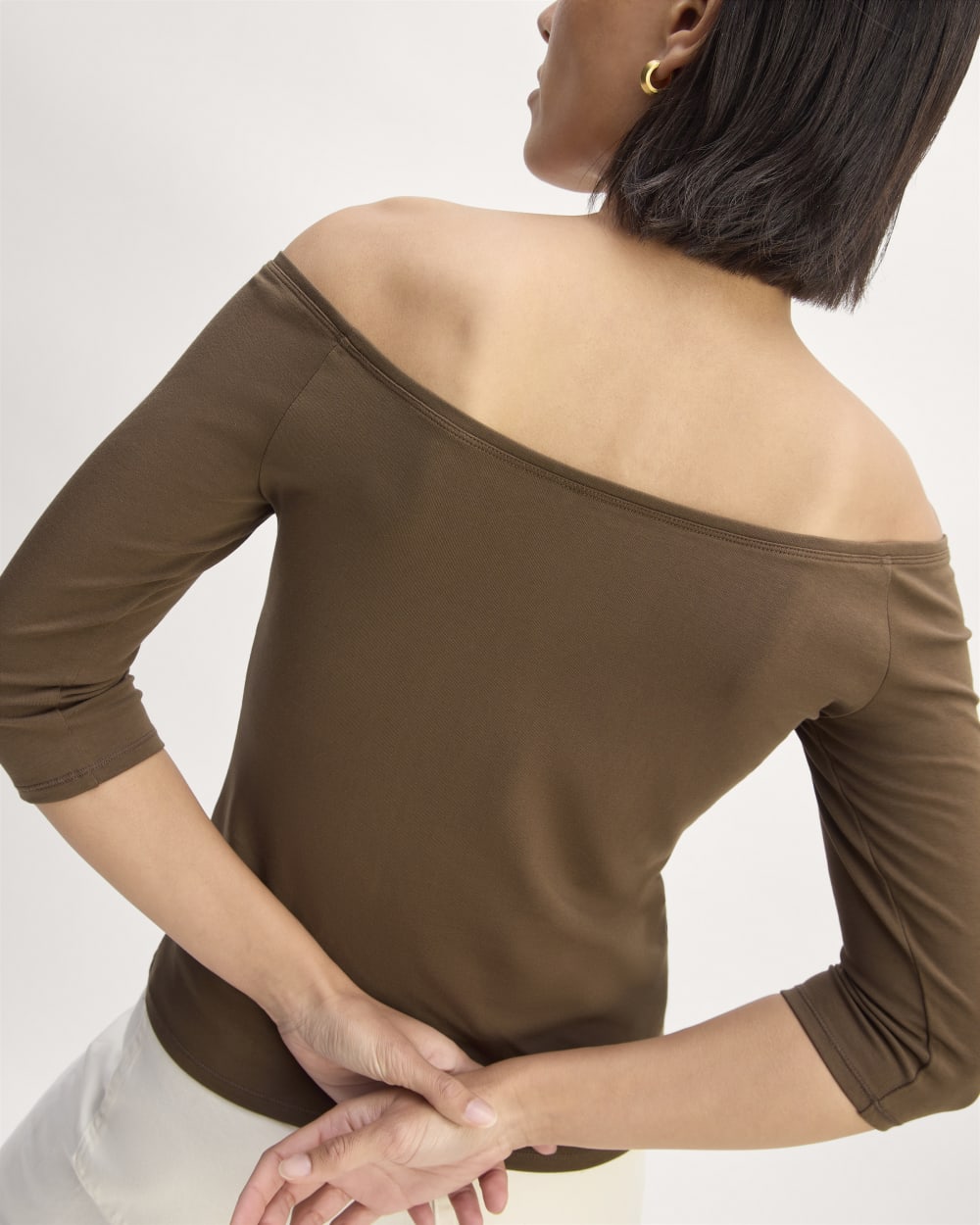 The Form Off-Shoulder Top | Cocoa