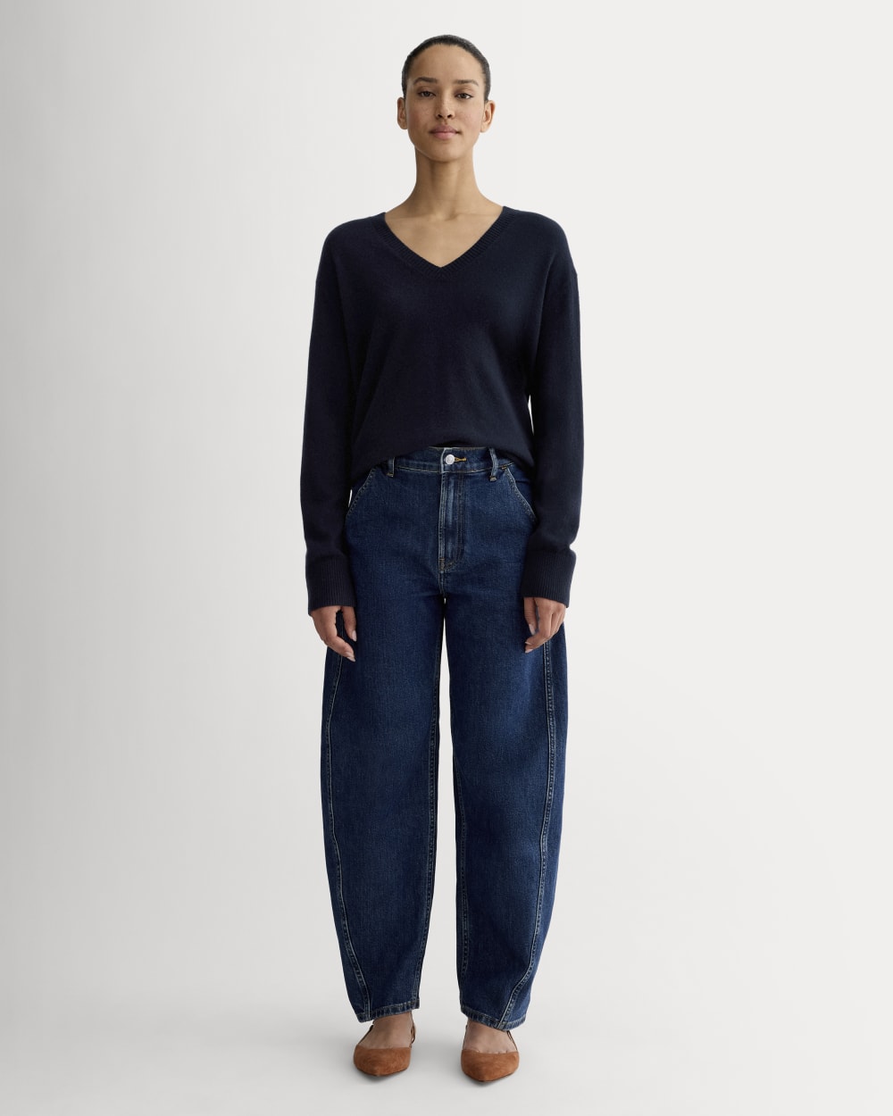 The Classic V in Cashmere | Navy